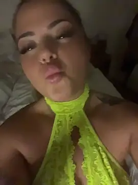 Kittykexxx - A baratnom megcsapkodja a puncim