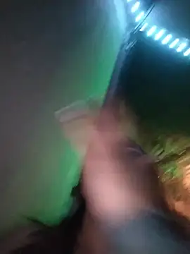 Cattabigass - finger my pussy big squirt