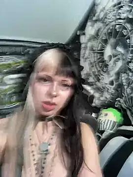 Paige_Turner - 20 inch tentacle deepthroat