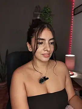 Gabby_Hill - sensual dance-oil boos 😈