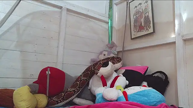 Maria-rose - Pussy play 5 mins