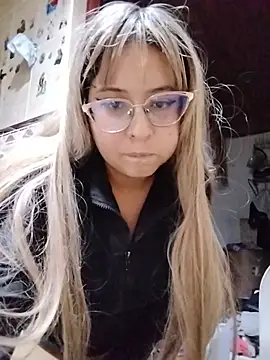 Kitty_valeryy - Take off my bra😏