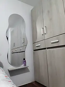Mia_mancinii - Masturbación con dedos