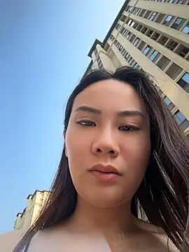 Yioyio-666 - 仿真精液滴屁股诱惑2分钟