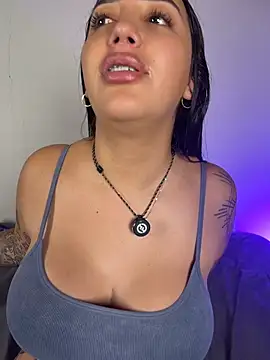 Hannahoff - Show shower????💦💦💦