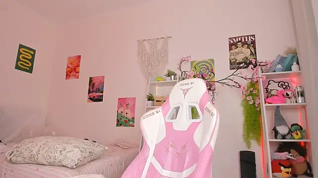 Mia_WaterFall - PILLOW RIDING