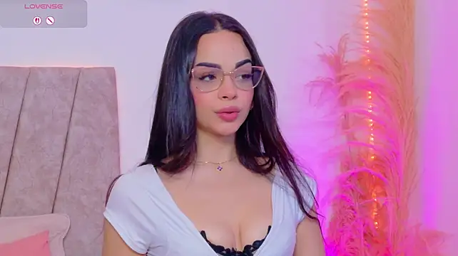 Maddie_Evanss - Slow ass in face 🍑