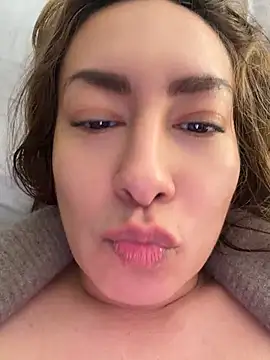IAmScarlettLove - 🤤salir desnúda 🍑s