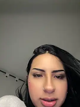 Hilary_pinkk - show pussy in doggy style + oil 🌸