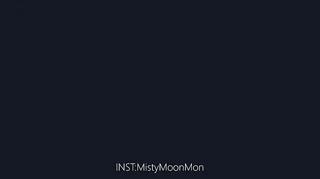 -MistyMoon- - slap my ass 🍑