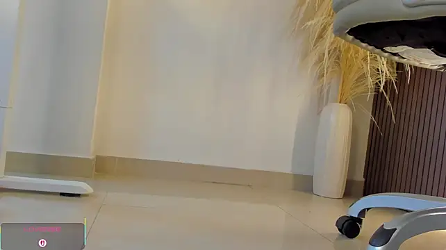 Lulu_072 - @ FUCK DILDO OPEN LEGS+ OIL BODY