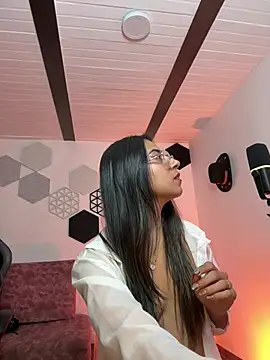 Susanahendrix - 🎀 SPIT MY BOOBS + BLOWJOB 🎀