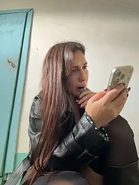 AleksandraRich - 2-3 fingers in the ass masturbation🔥