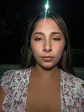 Catalina_ramos - Titts job close road