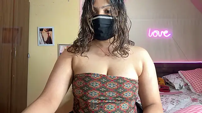 Cherry_jerry - candle wax on boobs