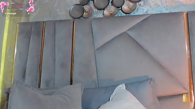 KimDevinne - Let's check out those boobs 🍒