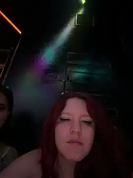 Arlette7 - ARLETT FINGER PUSSY UNDER TABLE VANE