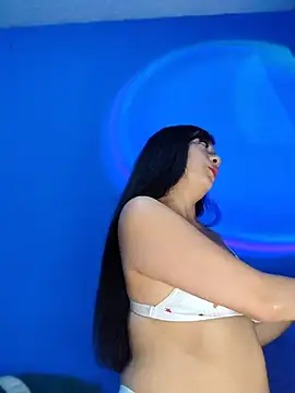 Evelyn_pink1