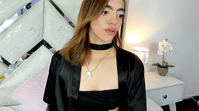 Violetta_Ficher - cumming🤍