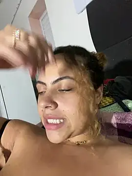 Chloe_Leaozinho - Squirt 💦 gosta na sua boquinha