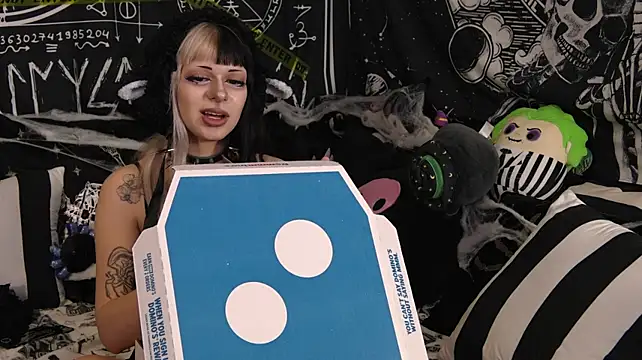 Paige_Turner - gaping buttplug