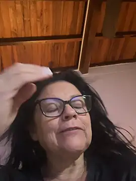Sharongirl07 - Big squir and Finger