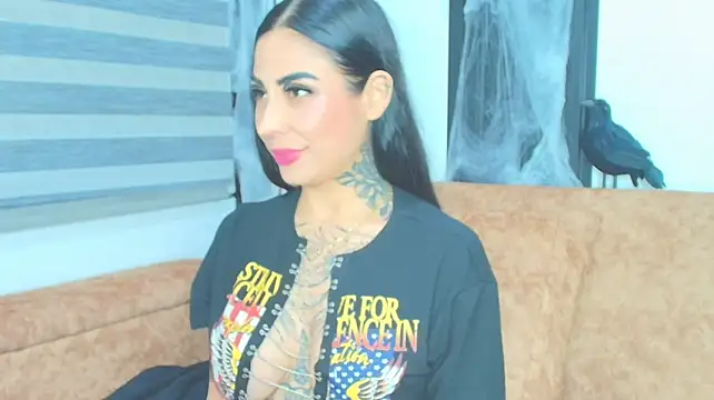 EmiliMontero - Striptease, suck and deepthroat, pussy