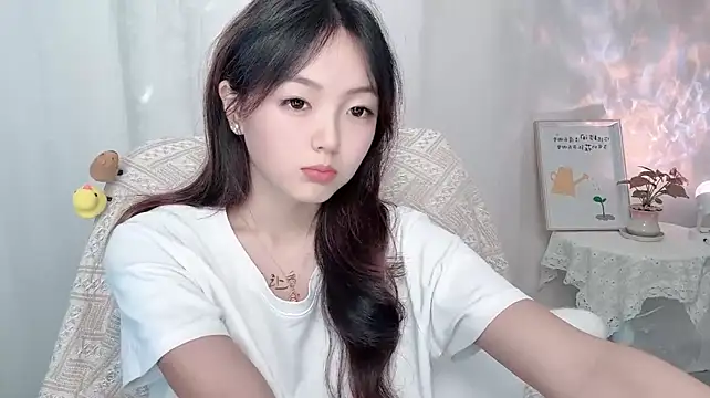 Wenwen8888 - 会有一束光是为我打,会有一个人是为我而来