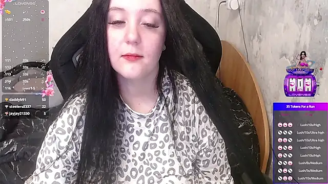 Your_8a8y - spit on boobs)