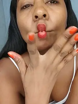 Berry_Bans - Put 3 fingers in co