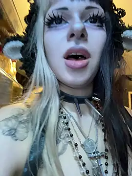 Paige_Turner - gaping buttplug