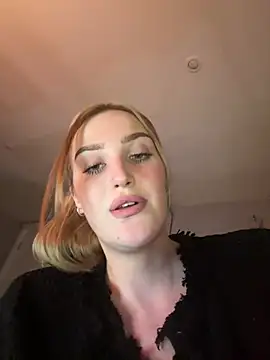 _Bratty_ - Take off panties + 2 fingers in pussy 🐱