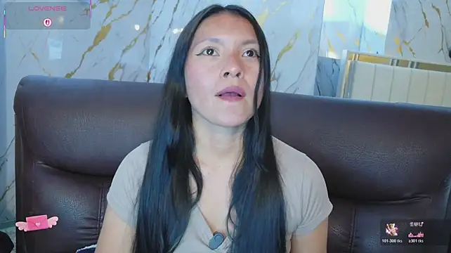 Chloe16_ - Show tits + move + rub