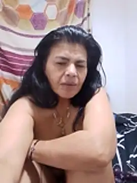 Jennifer_squirt1