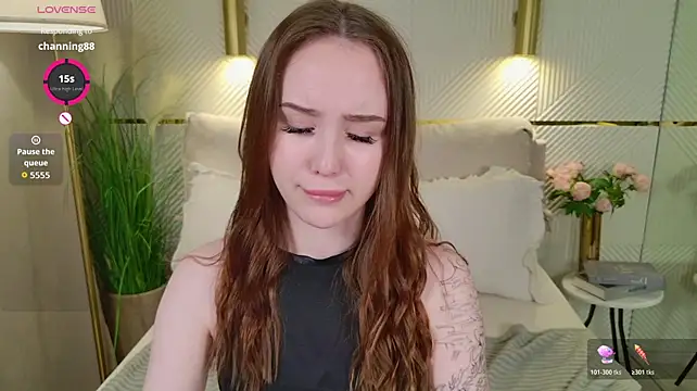 MarySparkle - Riding on a pillow