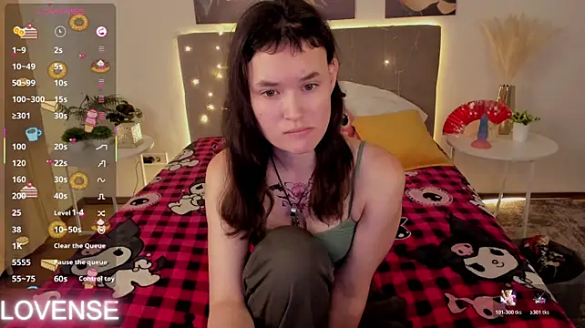 Emily_Strikeee - full naked 😻