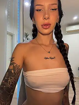 XEye_Candy - HARD FINGERING PUSSY CLOSE UP
