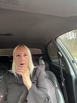 MerlinDave - Finger pussy/naked✌️🥵😋