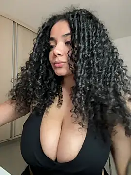 Curlyierr - SHOW BOOBS + OIL + AHEGAO FACE