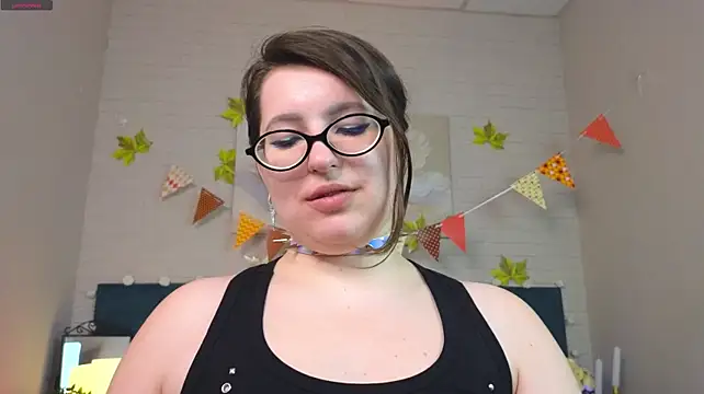 Peneloppa_Star - Make my boobies wet with water!💦