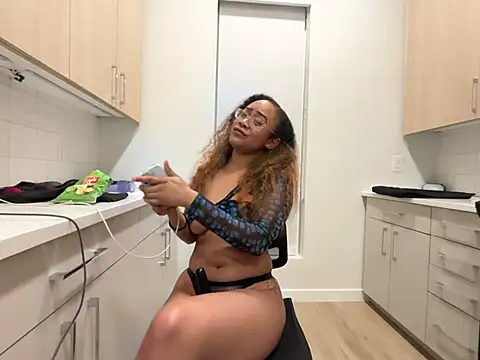 ReeseZen - Put lush in booty