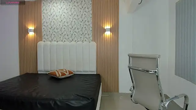 Amira_Alzahra - Shake Ass