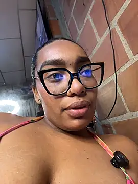 _Piel_Canela - Chow pussy + fingers + squirt