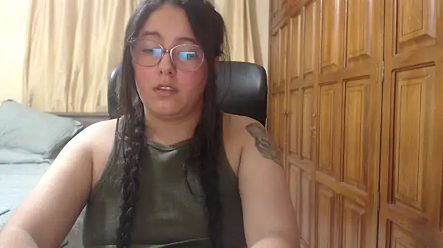 Venus_cat_ - Help me buy my chemistry book