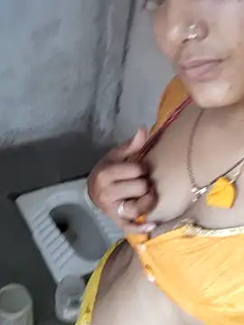 Anarkali143 - Oil in sexy pusy