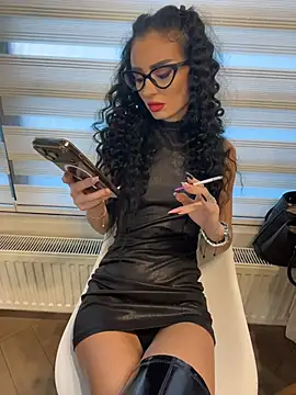 FeetVibe - Footwear switch: heels → barefoot 👠