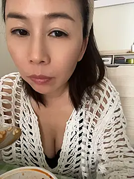 Nini188 - 重筹买小粉