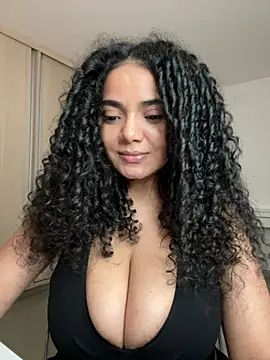 Curlyierr - SHOW BOOBS + OIL + AHEGAO FACE
