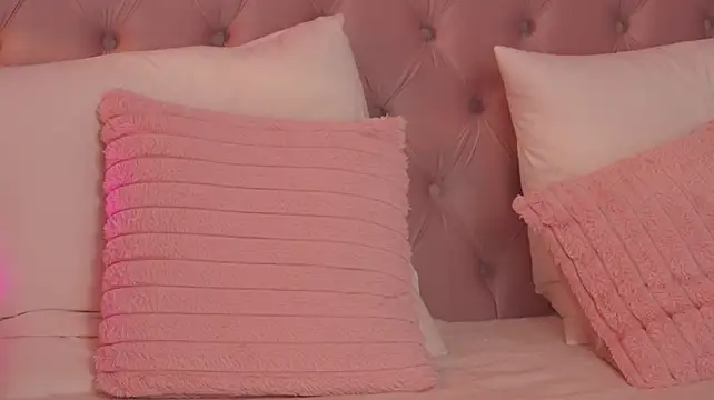 EmyGrace - Fuck my pussy hard