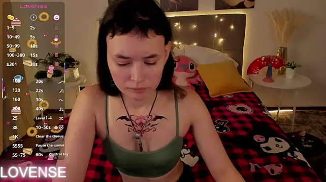 Emily_Strikeee - full naked 😻